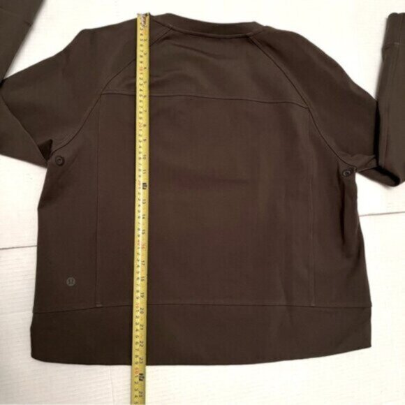 Lululemon  * On-Track Crew Sweatshirt   Top Dark Olive EUC size 12 - Picture 13 of 16